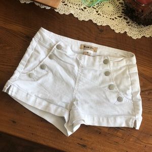 Blue Spice Brand white shorts size 3
